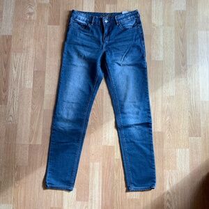 Blue Denim Jeans 1% spandex mid-rise Buffalo slim cut Size 6
